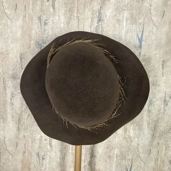 Eugenia Kim Rabbit Hair Floppy Hat Brown Feather Band  display picture 3
